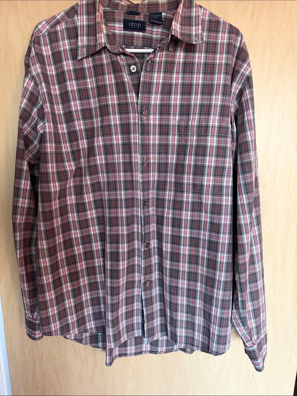 Izod Men's Red and Green Plaid Button-Down Shirt large